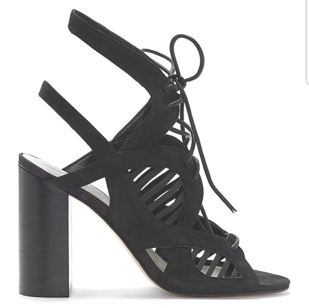 1 LEATHER LACE UP BLOCK HEEL